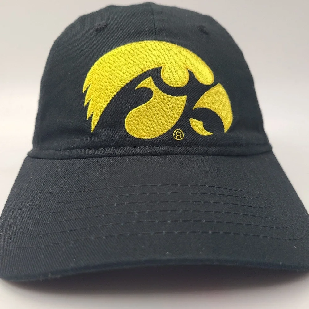 Iowa Hawkeyes Hat Snapback Signatures Black Yellow NCAA University‎ Casual Men